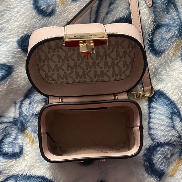 Michael Kors Blush and Cream Mini Bag - Picture 3 of 3